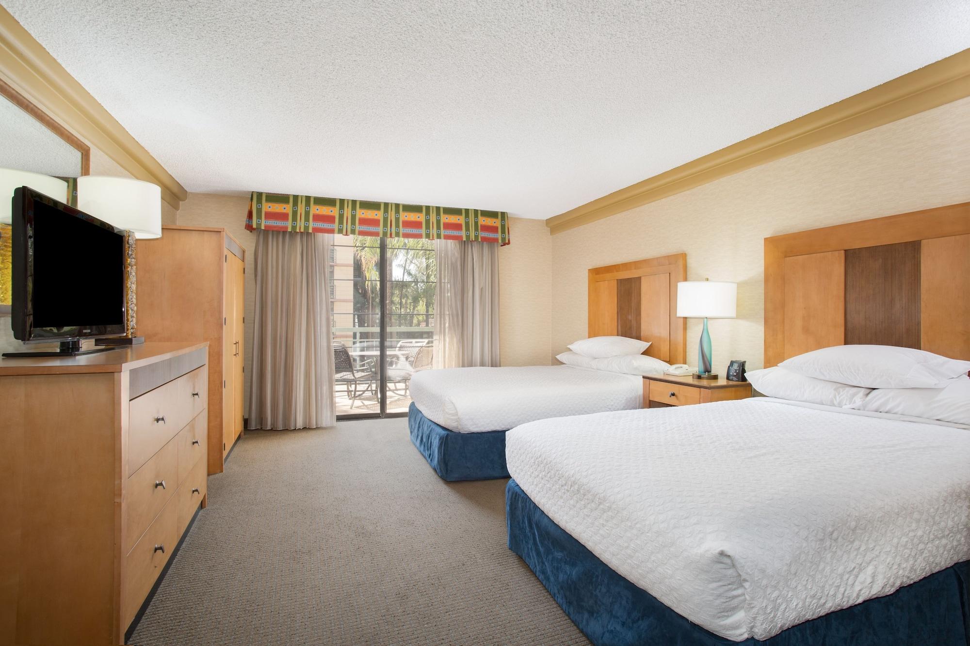 Embassy Suites By Hilton Phoenix Biltmore Εξωτερικό φωτογραφία