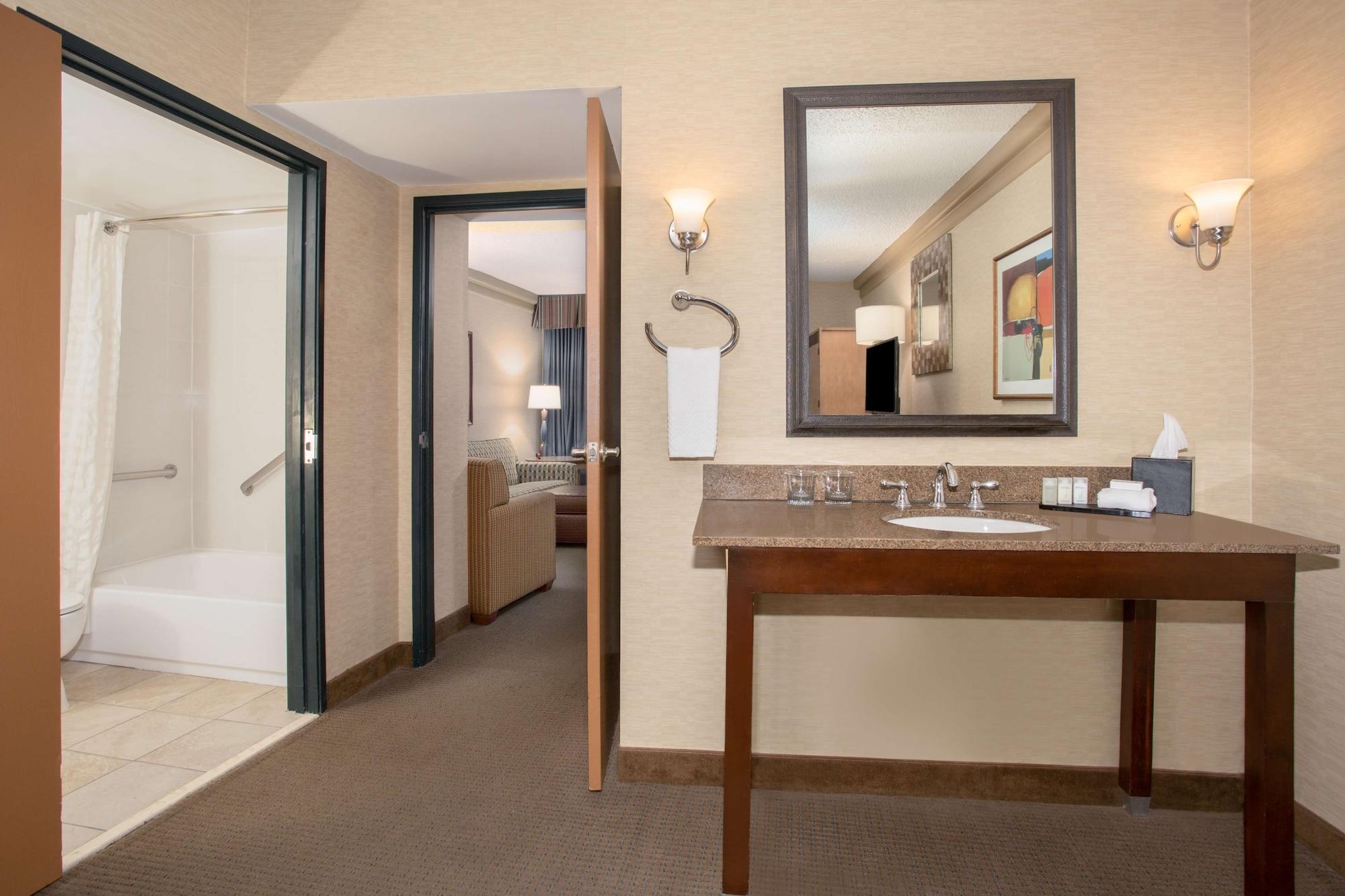 Embassy Suites By Hilton Phoenix Biltmore Εξωτερικό φωτογραφία