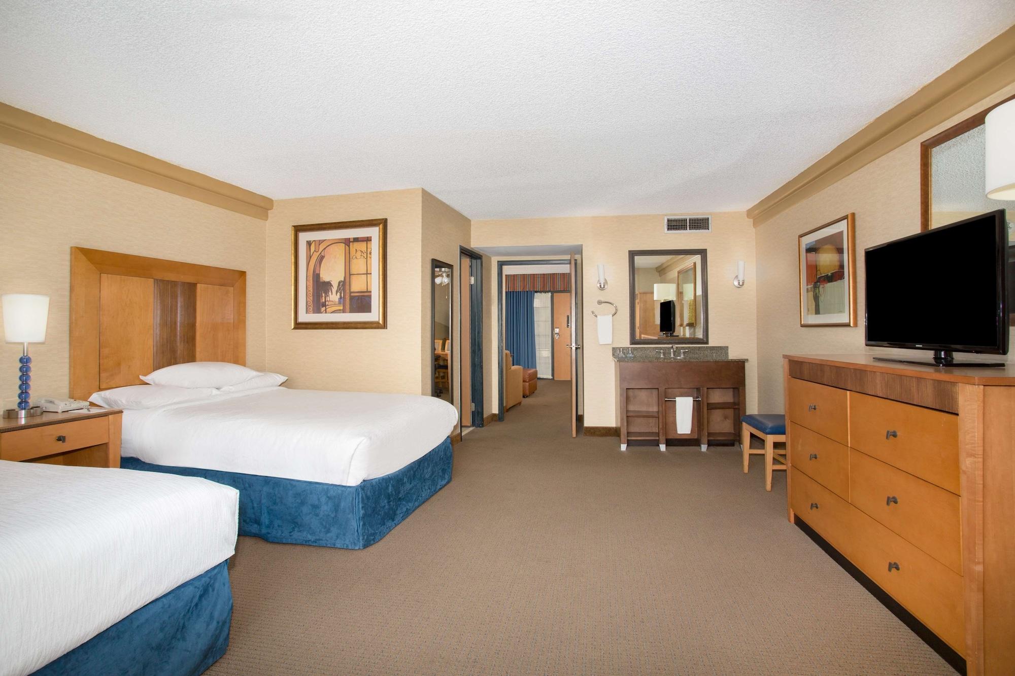 Embassy Suites By Hilton Phoenix Biltmore Εξωτερικό φωτογραφία
