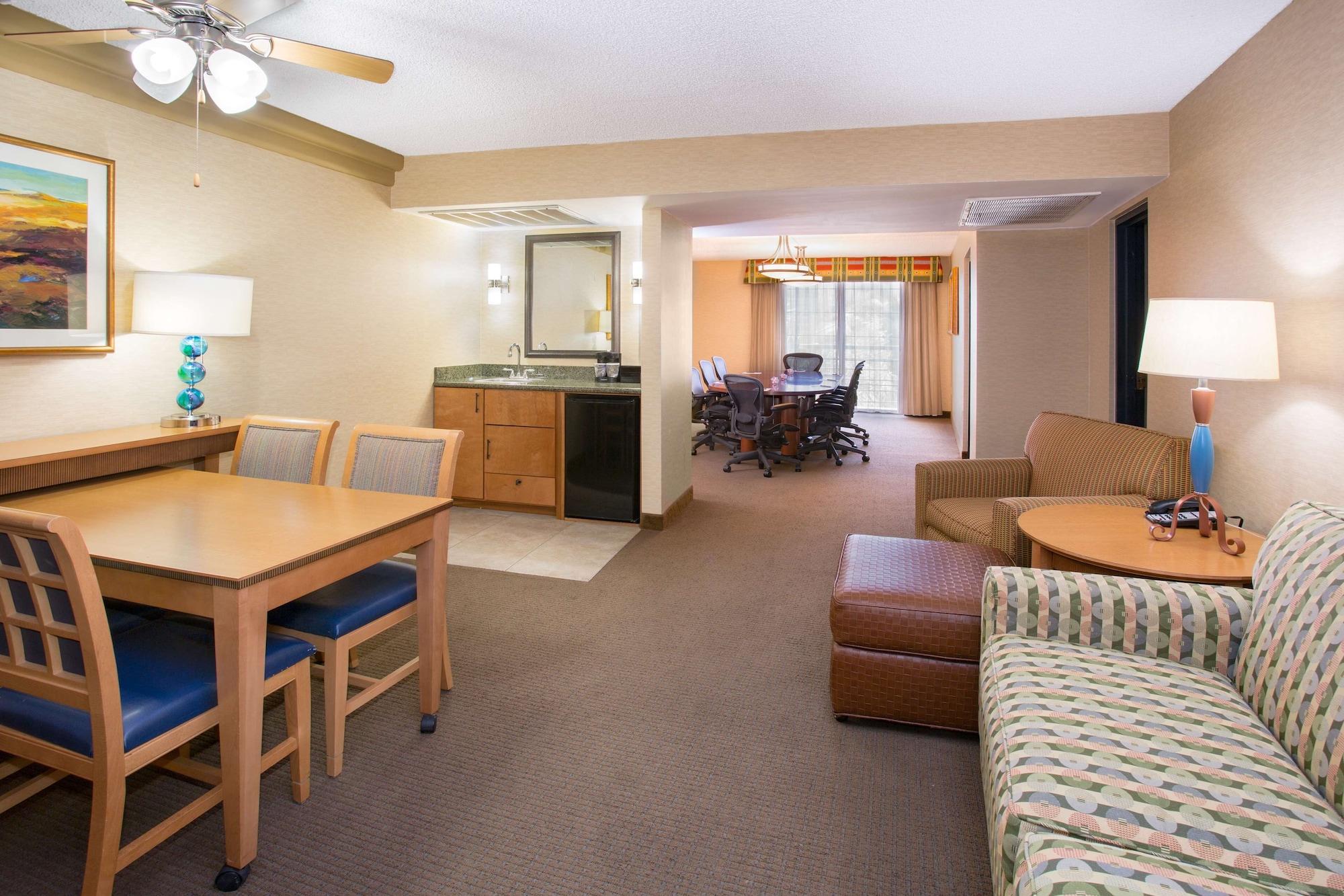 Embassy Suites By Hilton Phoenix Biltmore Εξωτερικό φωτογραφία
