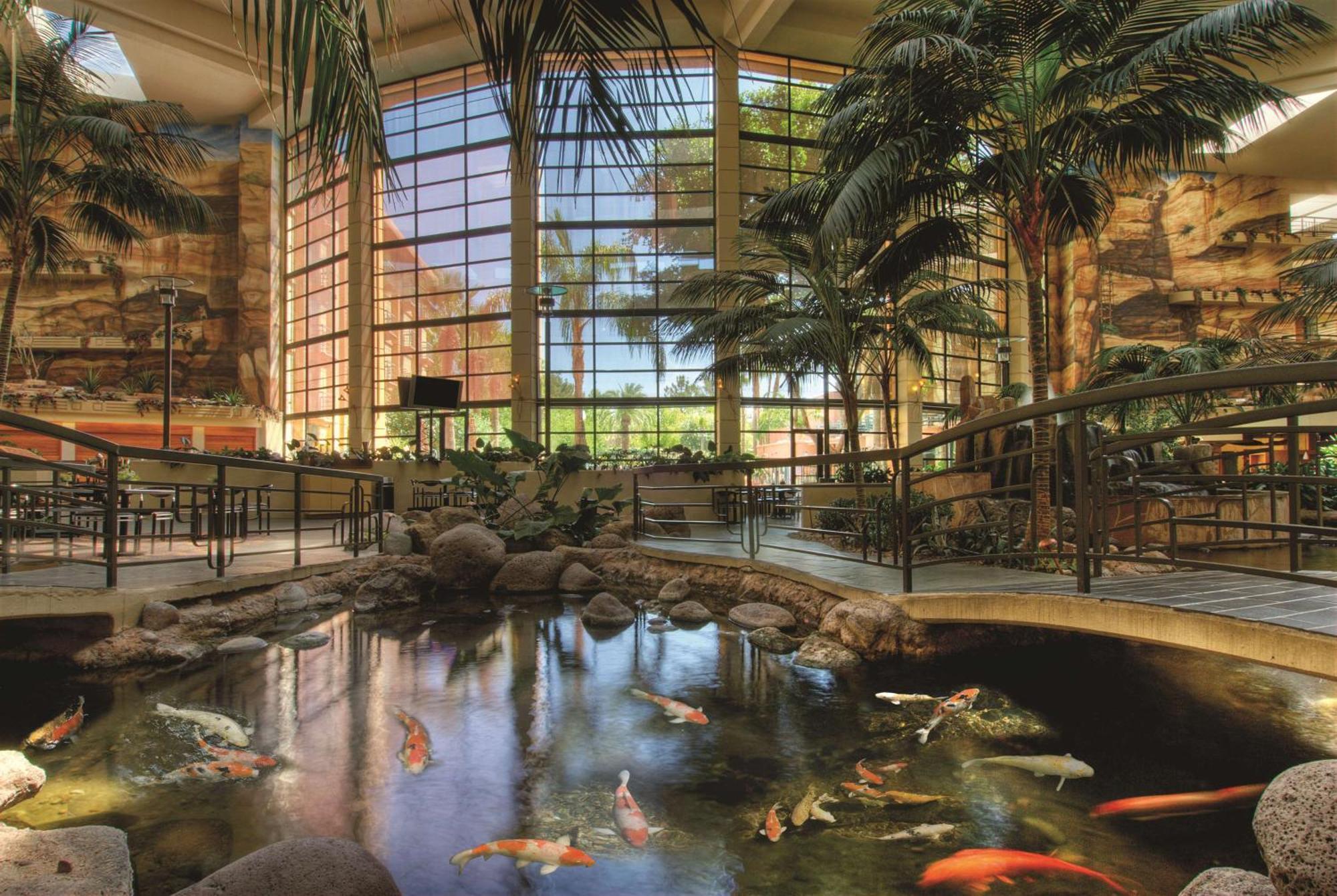 Embassy Suites By Hilton Phoenix Biltmore Εξωτερικό φωτογραφία