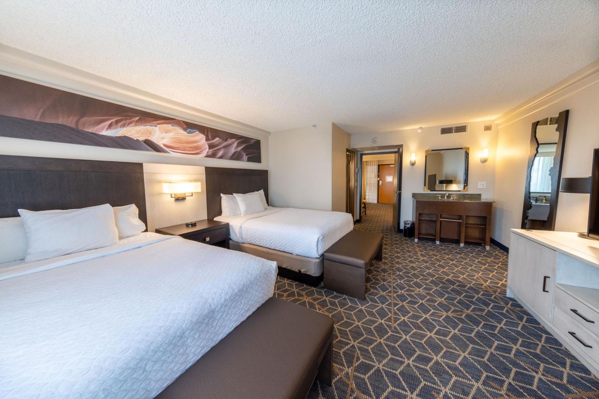 Embassy Suites By Hilton Phoenix Biltmore Εξωτερικό φωτογραφία