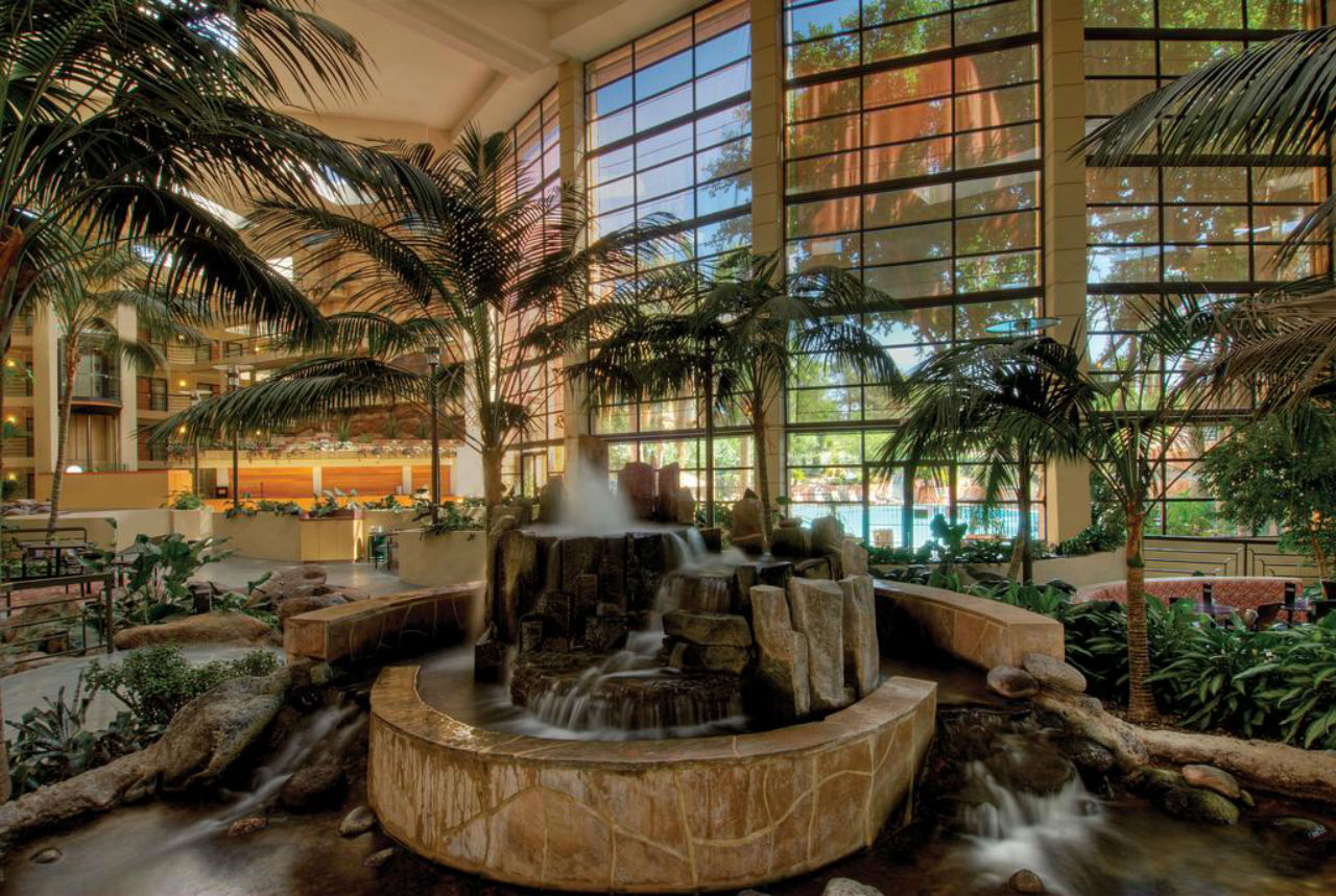 Embassy Suites By Hilton Phoenix Biltmore Εξωτερικό φωτογραφία